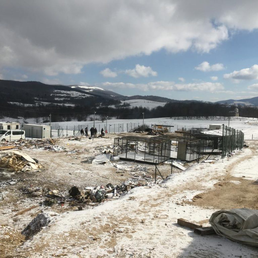 Notruf Bosnien-Herzegowina - Brand in Camp Lipa